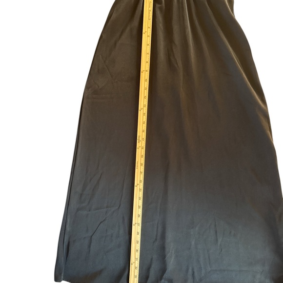 Black Asymmetrical Halter Dress‎ - Picture 6 of 8